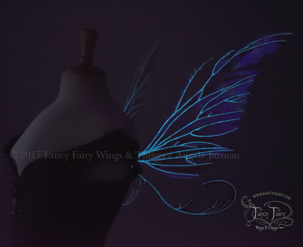 Bloodvine Iridescent Fairy Wings in Lilac with Aqua Glow Veins