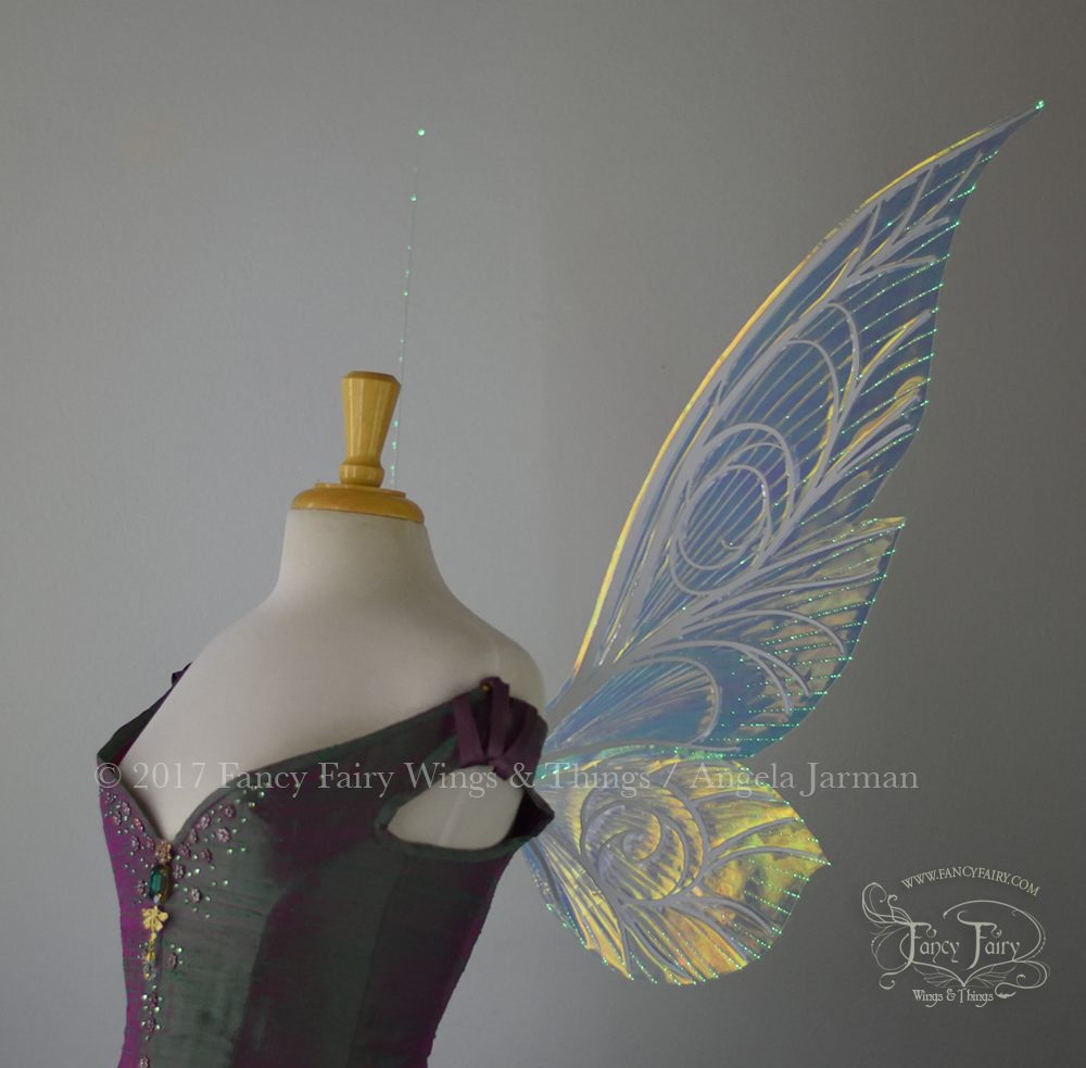 Trinket 26 inch Iridescent Green Light Up Fairy Wings in Clear with White Veins