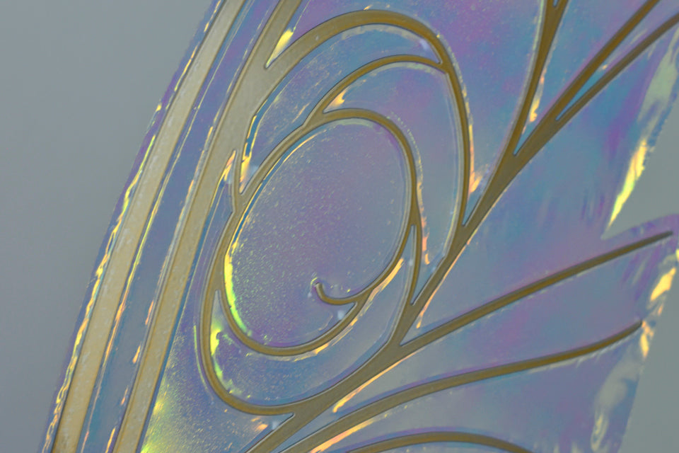 Close up of the gold spiral veining in the wings