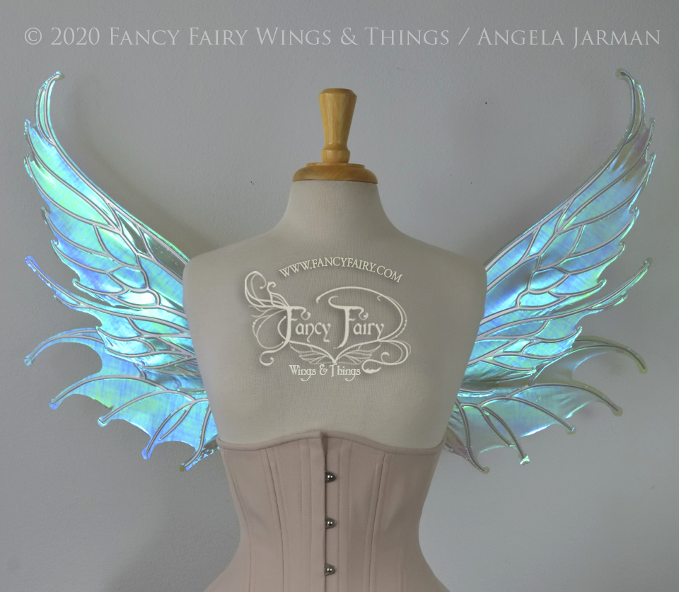 Aquatica Iridescent Convertible Fairy Wings in Absinthe with Silver veins