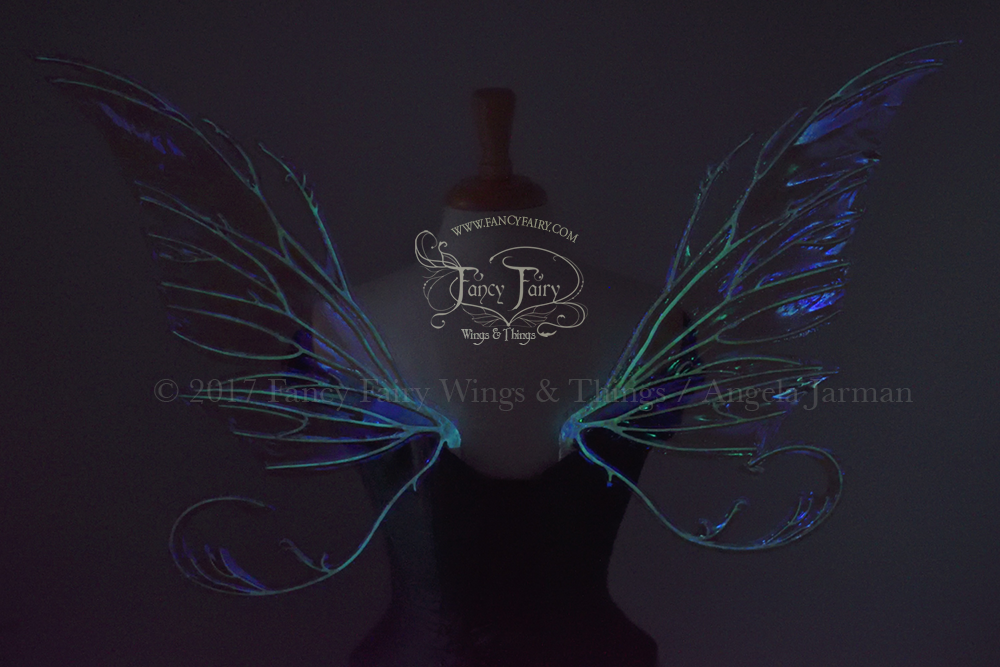 Bloodvine Iridescent Fairy Wings in Lilac with Aqua Glow Veins