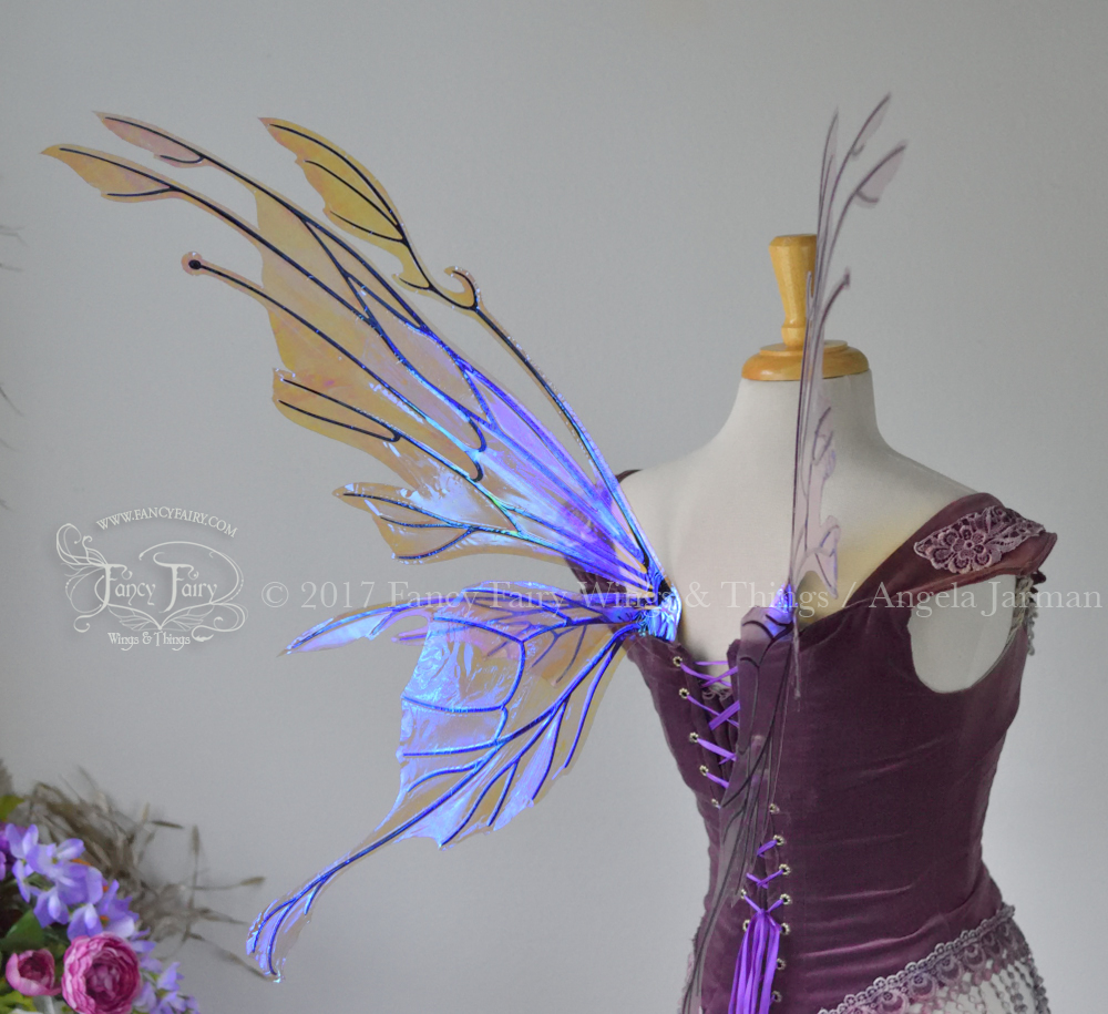 Goblin / Morgana Hybrid Iridescent Fairy Wings in Lilac with Black Veins