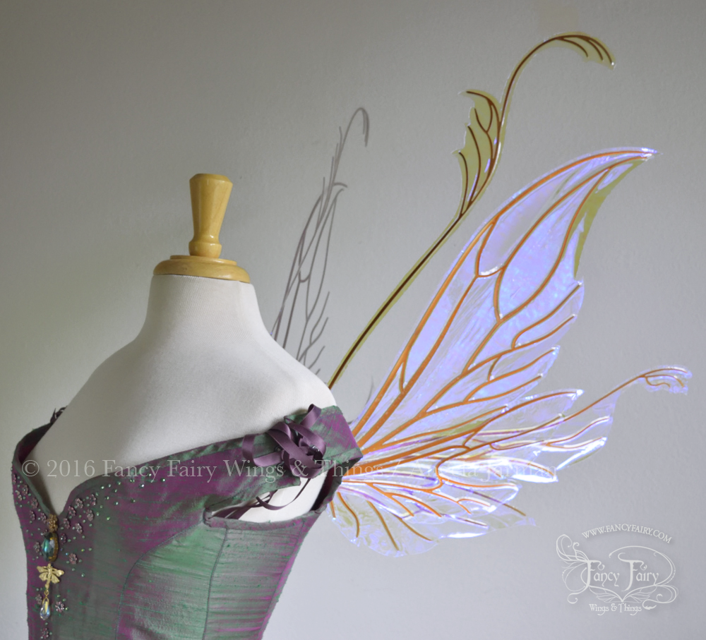 Guinevere / Vivienne Hybrid Iridescent Fairy Wings in Ultraviolet with Copper veins