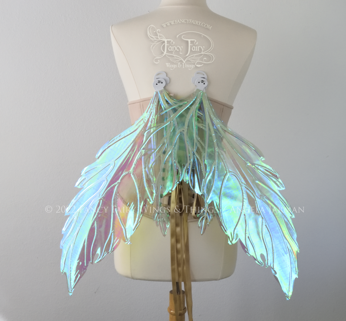 Ivy Iridescent Convertible Fairy Wings in Absinthe with white veins