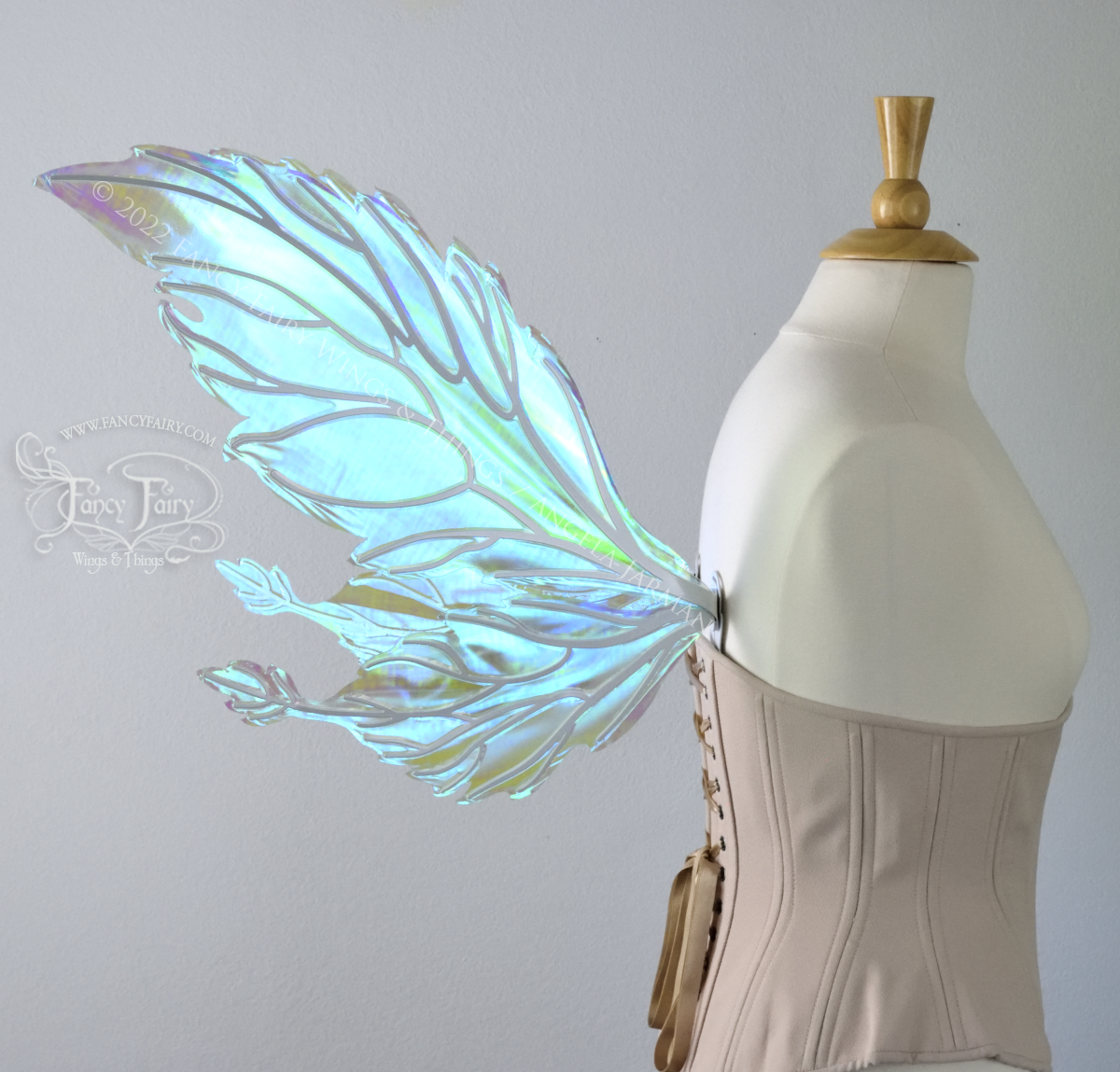 Ivy Iridescent Convertible Fairy Wings in Absinthe with white veins