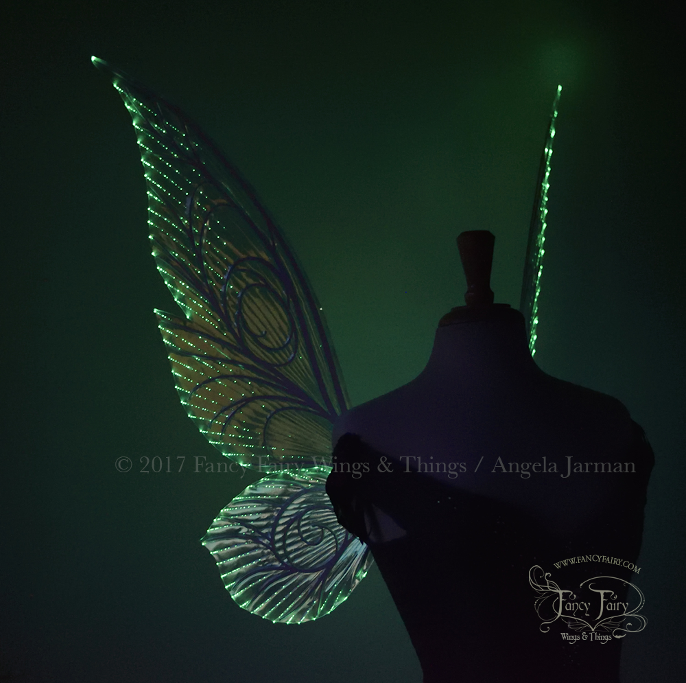 Trinket 26 inch Iridescent Green Light Up Fairy Wings in Clear with White Veins